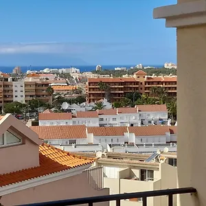 Castle Harbour Christianos Apartment