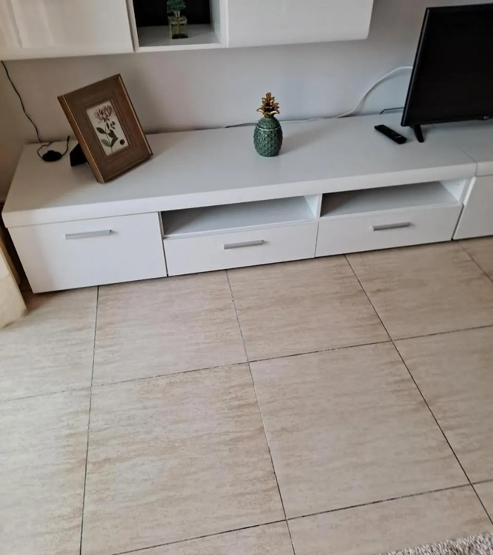 Apartamento En Edificio Marte Los Cristianos Los Cristianos
