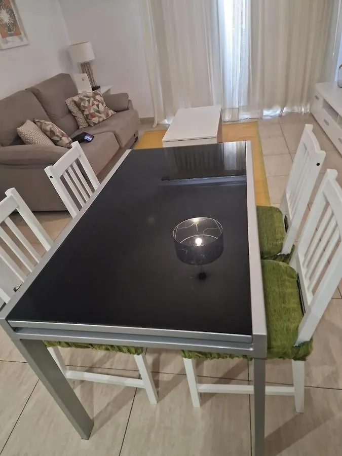 Apartamento En Edificio Marte Los Cristianos Los Cristianos  Spain